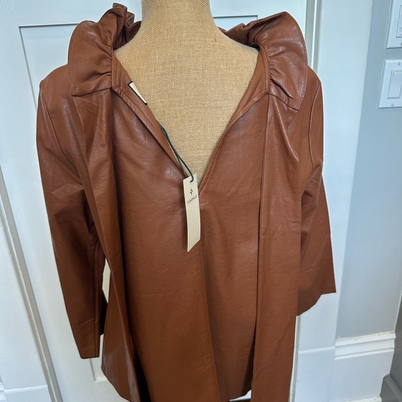 Tuckernuck Chestnut Leather Top - Picture 4 of 5